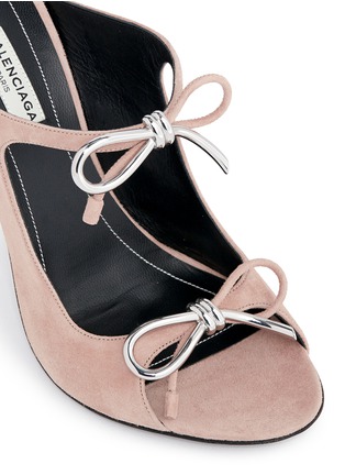 Detail View - Click To Enlarge - BALENCIAGA - Metal bow suede mules