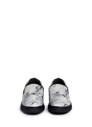 Front View - Click To Enlarge - BALENCIAGA - Elastic strap marble print leather skate slip-ons