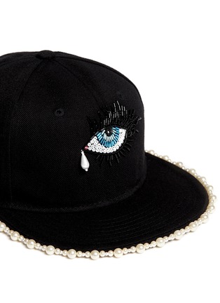 Detail View - Click To Enlarge - PIERS ATKINSON - Sequin bead eye faux pearl baseball cap