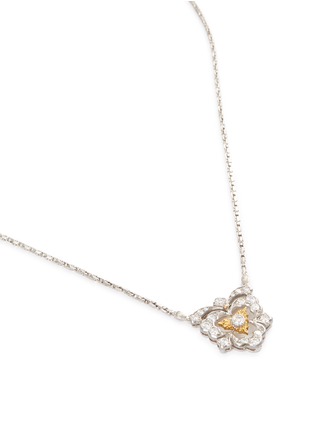  - BUCCELLATI - Diamond 18k gold cutout heart pendant necklace