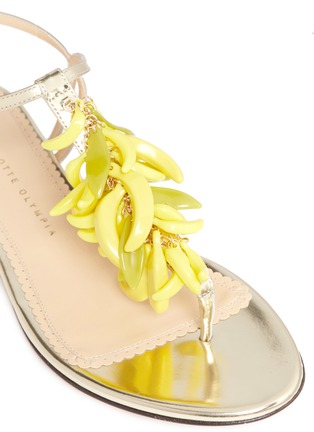 Detail View - Click To Enlarge - CHARLOTTE OLYMPIA - Banana charm mirror leather sandals