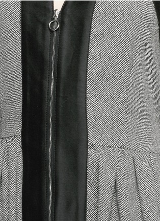 Detail View - Click To Enlarge - ISA ARFEN - Fuzzy stripe zip front halterneck dress
