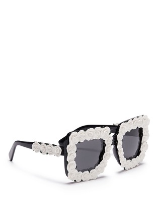 Figure View - Click To Enlarge - - - Resin rose appliqué chunky sunglasses
