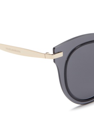 Detail View - Click To Enlarge - - - Metal temple cat eye sunglasses