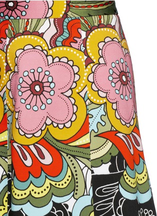 Detail View - Click To Enlarge - ALICE & OLIVIA - 'Eartha' flare skirt in Retro Floral print