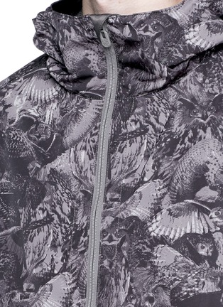 Detail View - Click To Enlarge - WHITE MOUNTAINEERING - Owl camouflage print windbreaker jacket