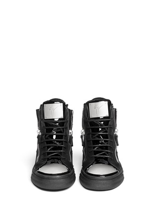 Figure View - Click To Enlarge - 73426 - 'London' metal plate patent leather sneakers