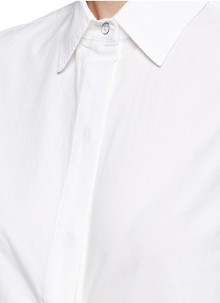 Detail View - Click To Enlarge -  - 'Leeds' button back shirt