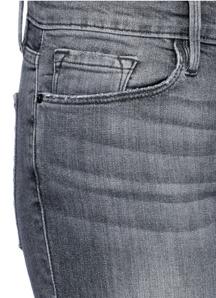 Detail View - Click To Enlarge - FRAME - 'Le Skinny de Jeanne' two-tone frayed cuff jeans
