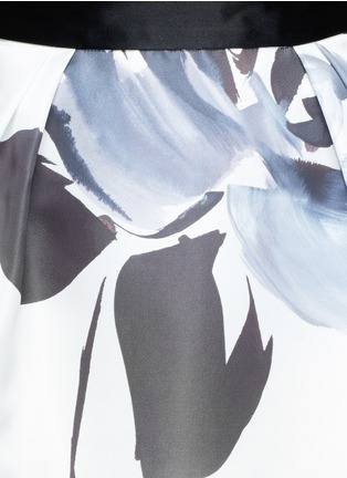 Detail View - Click To Enlarge - PRABAL GURUNG - Rose print Duchesse satin ruffle skirt