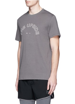 Front View - Click To Enlarge - THE UPSIDE - 'Stencil' logo print cotton T-shirt