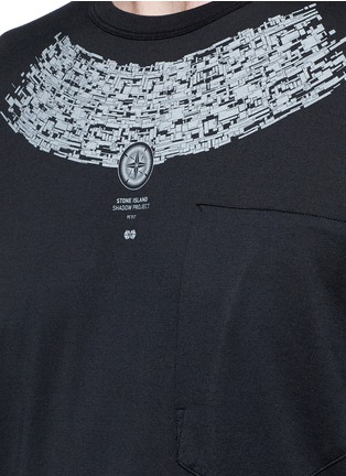 Detail View - Click To Enlarge - STONE ISLAND - Geometric print Mako cotton T-shirt