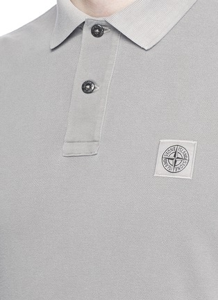 Detail View - Click To Enlarge - STONE ISLAND - Garment dye piqué polo shirt
