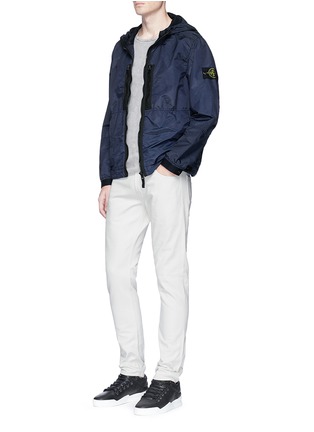 Figure View - Click To Enlarge - STONE ISLAND - Iridescent nylon hooded jacket