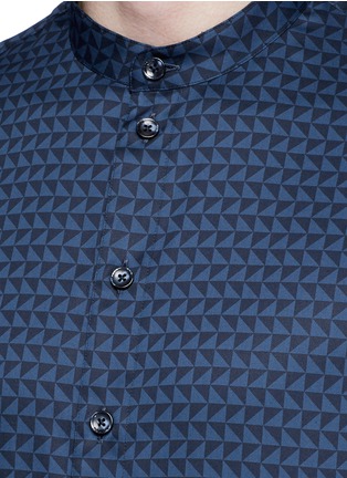 Detail View - Click To Enlarge - ARMANI COLLEZIONI - Triangle print cotton shirt