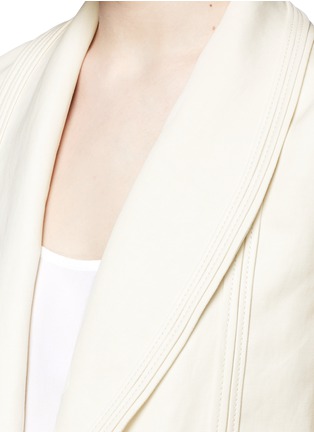 Detail View - Click To Enlarge - VICTOR ALFARO - Slot seam shawl lapel sleeveless coat