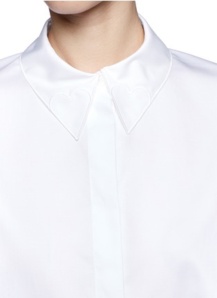 Detail View - Click To Enlarge - STELLA MCCARTNEY - Heart-shaped embroidered collar cotton shirt