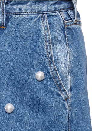 Detail View - Click To Enlarge - MUVEIL - Faux pearl front denim culottes