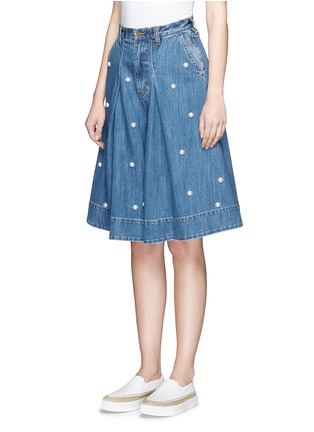 Front View - Click To Enlarge - MUVEIL - Faux pearl front denim culottes