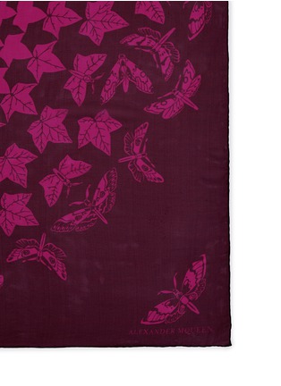 Detail View - Click To Enlarge - ALEXANDER MCQUEEN - Ivy and moth print silk scarf