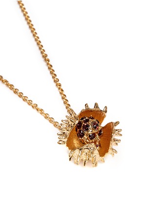 Detail View - Click To Enlarge - ALEXANDER MCQUEEN - Chestnut skull pendent necklace