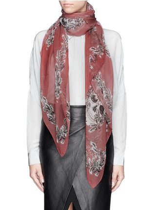 Figure View - Click To Enlarge - ALEXANDER MCQUEEN - Acorn and skull print silk chiffon 