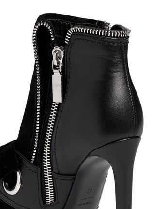 Detail View - Click To Enlarge - ALEXANDER MCQUEEN - Velvet bow leather suede ankle boots