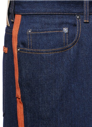 Detail View - Click To Enlarge - CHRISTOPHER KANE - 'Law and Order' patch drop crotch jeans