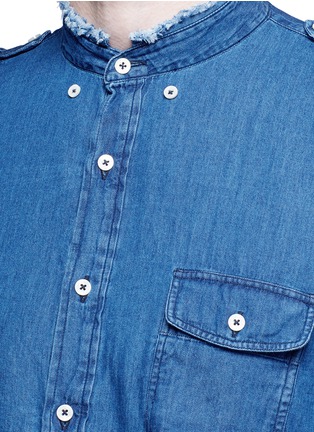 Detail View - Click To Enlarge - WOOSTER + LARDINI - Frayed collar chambray tunic shirt