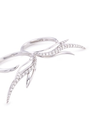 Detail View - Click To Enlarge - CRISTINAORTIZ - Diamond 18k white gold two finger wing ring