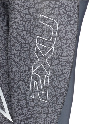 Detail View - Click To Enlarge - 2XU - 'Pattern Mid-Rise Compression' performance tights