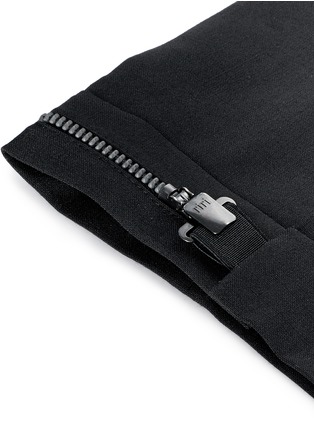 Detail View - Click To Enlarge - NEIL BARRETT - Zip cuff virgin wool blend cropped pants