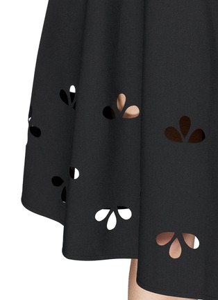 Detail View - Click To Enlarge - ELIZABETH AND JAMES - 'Lex' floral perforation stretch skirt