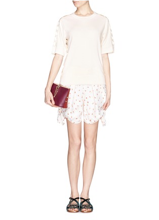 Figure View - Click To Enlarge - CHLOÉ - Metallic jacquard bow cuff shorts