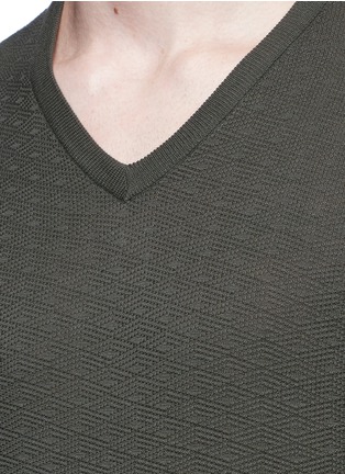 Detail View - Click To Enlarge - ALTEA - Diamond knit V-neck sweater