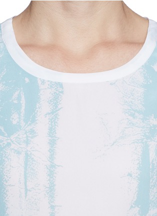 Detail View - Click To Enlarge - EQUIPMENT - 'Riley' stucco stripe print silk T-shirt