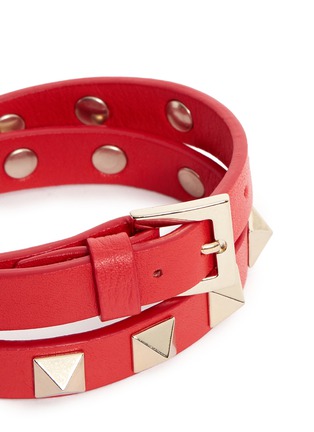 Detail View - Click To Enlarge - VALENTINO GARAVANI - 'Rockstud' double wrap leather bracelet