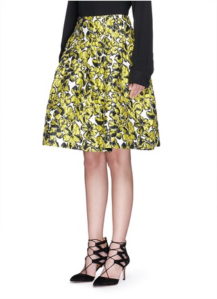 Front View - Click To Enlarge - OSCAR DE LA RENTA - Floral cloqué jacquard pleated skirt