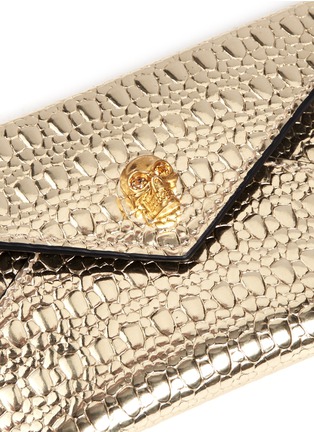 Detail View - Click To Enlarge - ALEXANDER MCQUEEN - Skull textured mirror leather card holder
