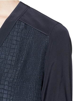Detail View - Click To Enlarge - VINCE - Croc jaquard silk chiffon sweater