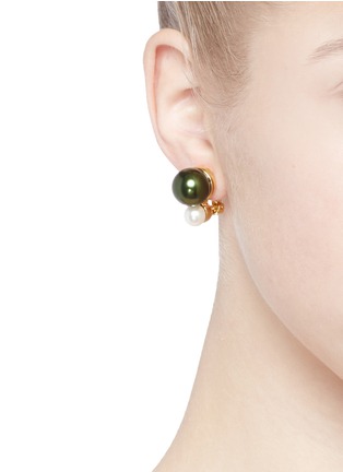 Figure View - Click To Enlarge - KENNETH JAY LANE - Colourblock faux pearl earrings