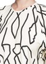 Detail View - Click To Enlarge - ELLERY - 'Marcel' lines print raglan T-shirt