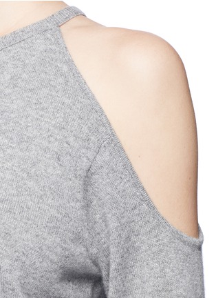 Detail View - Click To Enlarge - THEORY - 'Toleema B' cold shoulder cashmere sweater