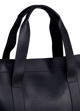 BALENCIAGA ラッフアラウントサンクラス 790039T0047 6899 3_9b3ffb67-8353-4716-9822-