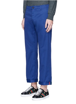 Front View - Click To Enlarge - GUCCI - Contrast trim rolled cuff cotton chinos