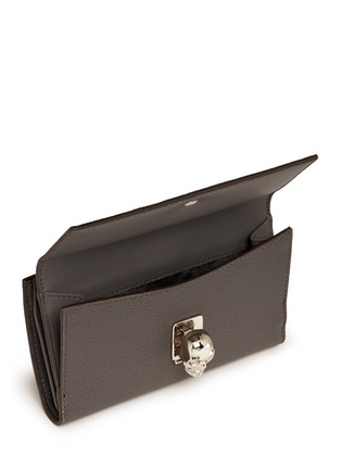 Detail View - Click To Enlarge - ALEXANDER MCQUEEN - Skull charm leather French wallet