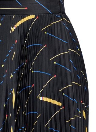 Detail View - Click To Enlarge - VICTORIA BECKHAM - Matchstick print sunray pleat crepe midi skirt