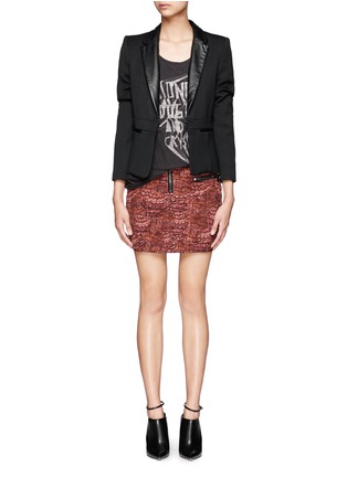 Figure View - Click To Enlarge - MAISON SCOTCH - Quilted feather print skirt