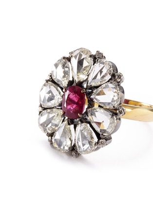 Detail View - Click To Enlarge - AISHWARYA - Diamond ruby gold alloy scalloped ring
