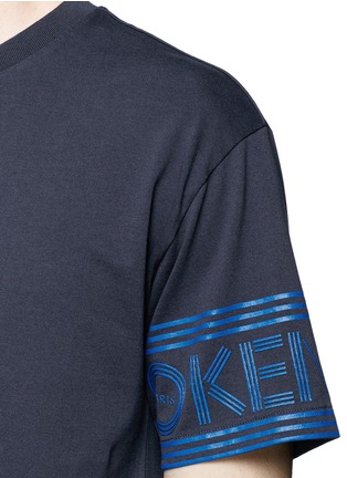 Detail View - Click To Enlarge - KENZO - Logo print sleeve skate T-shirt